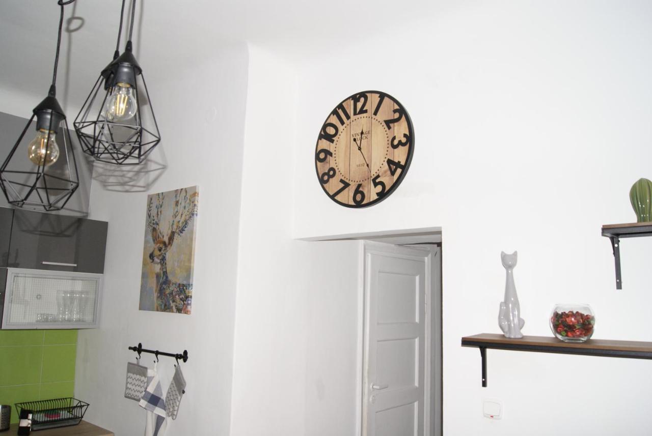 Under Castle Apartment Варшава Екстериор снимка