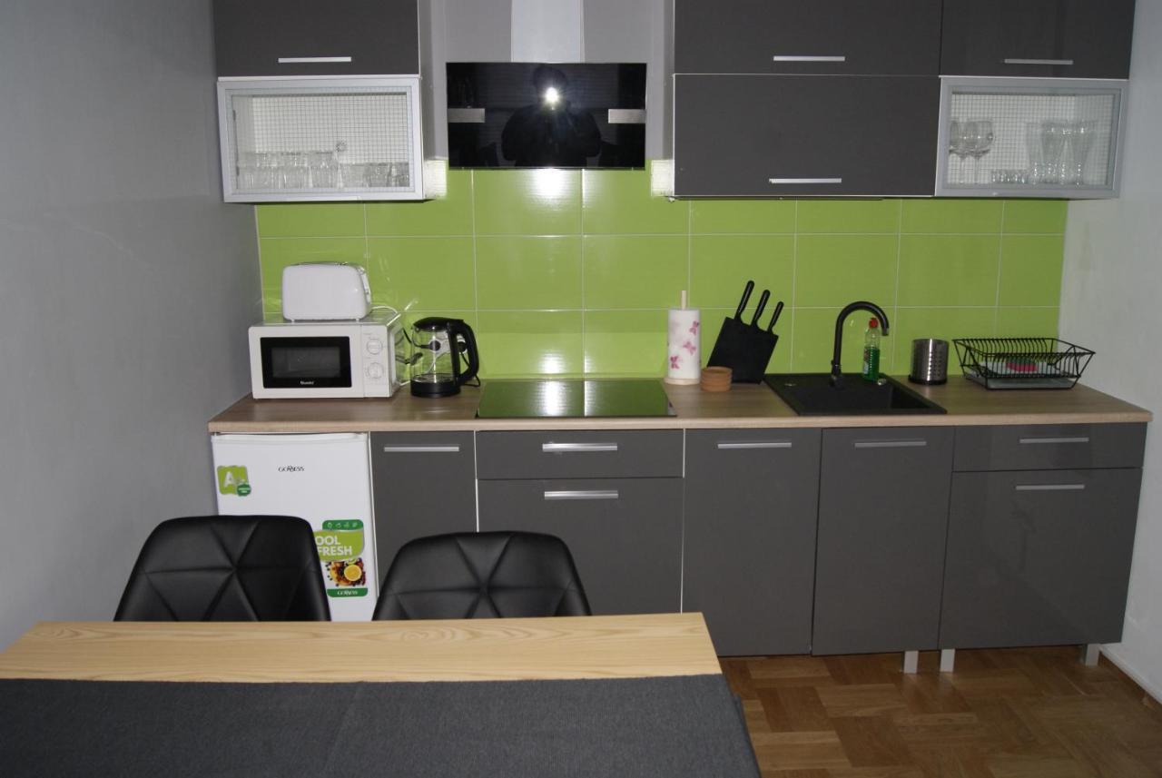 Under Castle Apartment Варшава Екстериор снимка